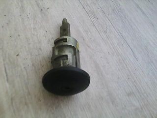 bontott FORD TRANSIT CONNECT Bal első Zárbetét