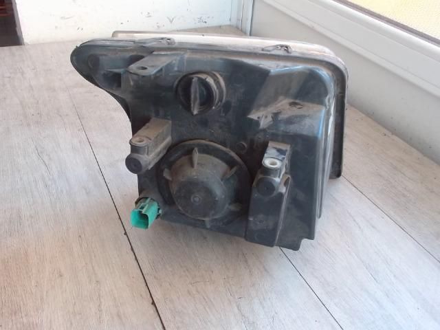 bontott FORD TRANSIT CONNECT Bal Fényszóró