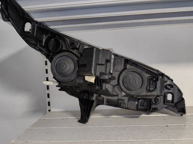 bontott FORD TRANSIT CONNECT Bal Fényszóró