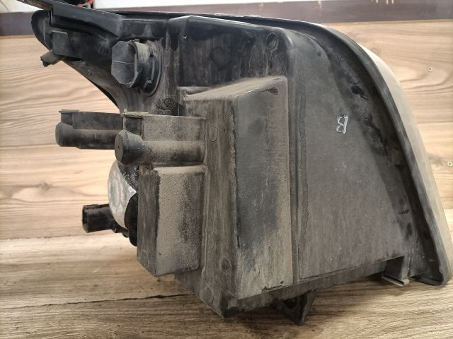 bontott FORD TRANSIT CONNECT Bal Fényszóró