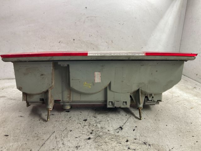 bontott FORD TRANSIT CONNECT Bal Hátsó Lámpa