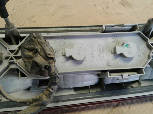 bontott FORD TRANSIT CONNECT Bal Hátsó Lámpa