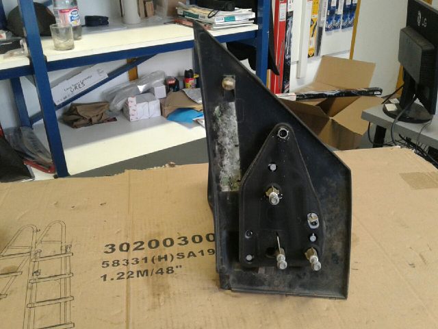 bontott FORD TRANSIT CONNECT Bal Visszapillantó Tükör (Mechanikus)