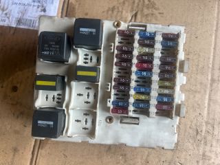 bontott FORD TRANSIT CONNECT Biztosítéktábla Doboz