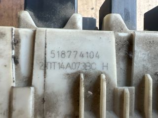 bontott FORD TRANSIT CONNECT Biztosítéktábla Doboz