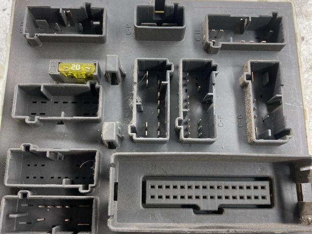 bontott FORD TRANSIT CONNECT Biztosítéktábla Doboz