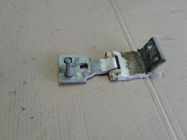 bontott FORD TRANSIT CONNECT Csomagtérajtó Zsanér