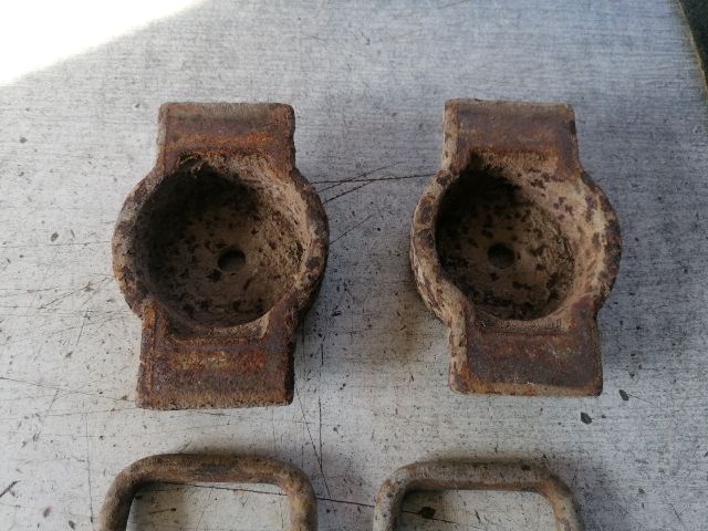 bontott FORD TRANSIT CONNECT Cuppántcsavar