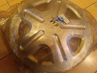 bontott FORD TRANSIT CONNECT Dísztárcsa (1 db)