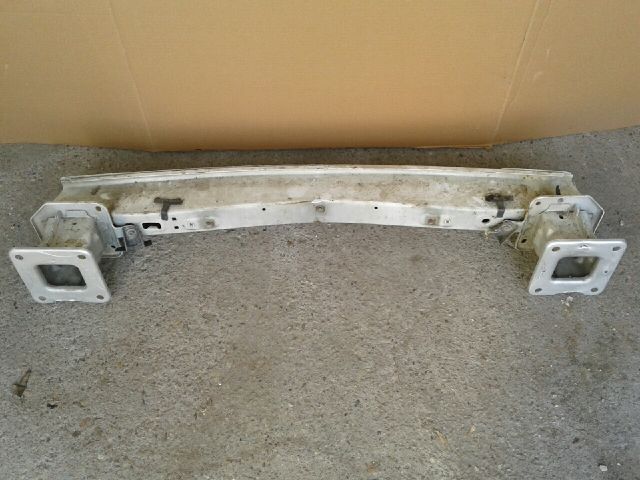 bontott FORD TRANSIT CONNECT Első Lökhárító Merevítő (Fém)