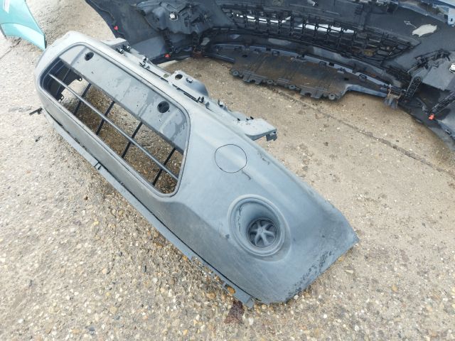 bontott FORD TRANSIT CONNECT Első Lökhárító (Részeivel)