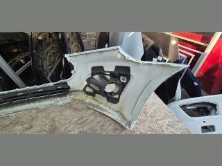 bontott FORD TRANSIT CONNECT Első Lökhárító (Üresen)