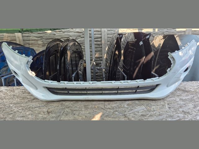 bontott FORD TRANSIT CONNECT Első Lökhárító (Üresen)