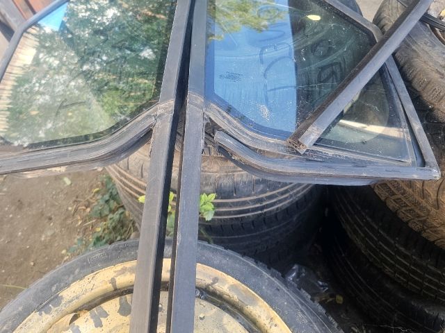 bontott FORD TRANSIT CONNECT Jobb A Oszlop Oldalablak Üveg