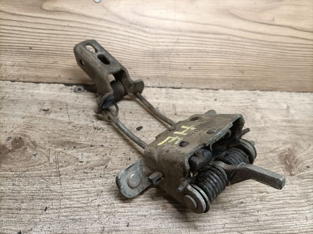 bontott FORD TRANSIT CONNECT Jobb Csomagtérajtó Ajtóhatároló