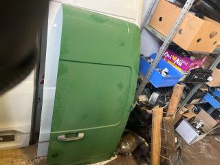 bontott FORD TRANSIT CONNECT Jobb Csomagtérajtó (Részeivel)