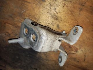 bontott FORD TRANSIT CONNECT Jobb első Felső Zsanér