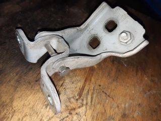 bontott FORD TRANSIT CONNECT Jobb első Felső Zsanér