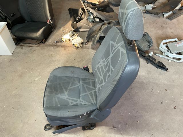 bontott FORD TRANSIT CONNECT Jobb első Ülés