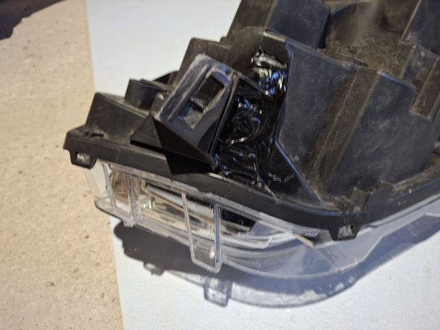 bontott FORD TRANSIT CONNECT Jobb Fényszóró