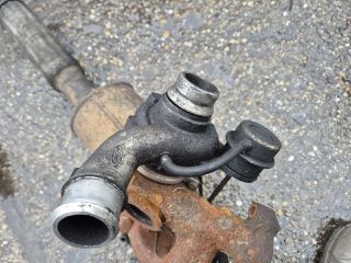 bontott FORD TRANSIT CONNECT Jobb hátsó Csonkállvány Kerékaggyal