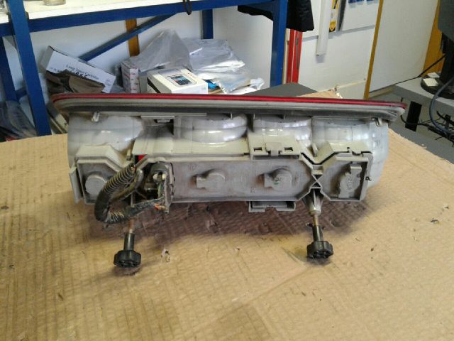 bontott FORD TRANSIT CONNECT Jobb Hátsó Lámpa