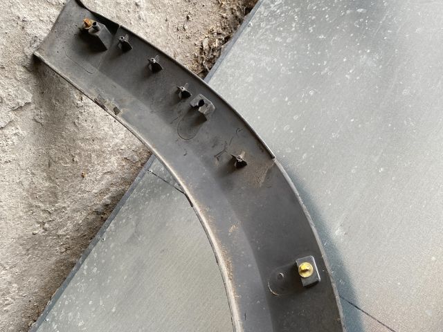 bontott FORD TRANSIT CONNECT Jobb hátsó Sárvédő Díszléc