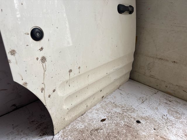 bontott FORD TRANSIT CONNECT Jobb Tolóajtó (Üres lemez)