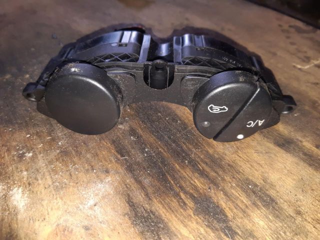 bontott FORD TRANSIT CONNECT Klíma Kapcsoló