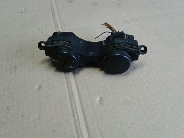 bontott FORD TRANSIT CONNECT Klíma Kapcsoló