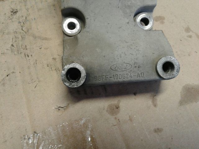 bontott FORD TRANSIT CONNECT Klímakompresszor Tartó Bak