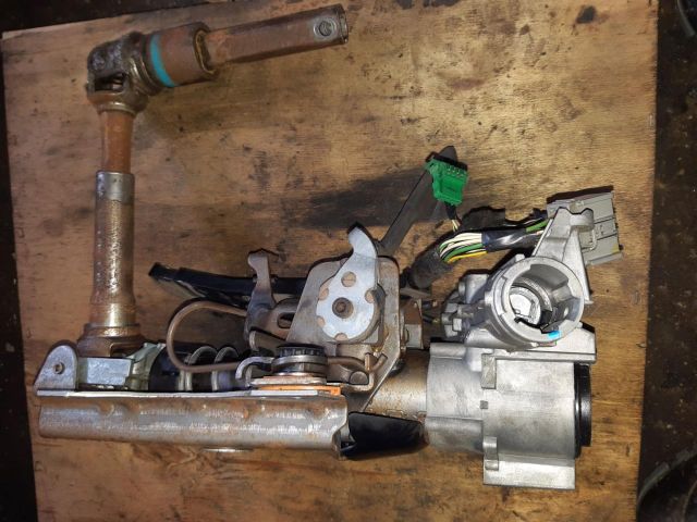 bontott FORD TRANSIT CONNECT Kormányoszlop