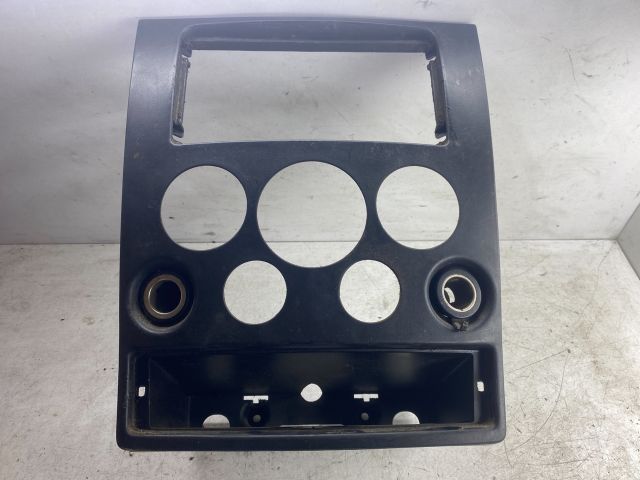 bontott FORD TRANSIT CONNECT Középkonzol Keret