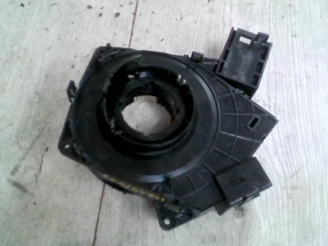 bontott FORD TRANSIT CONNECT Légzsák Átvezető Szalagkábel