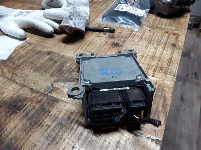 bontott FORD TRANSIT CONNECT Légzsák Elektronika