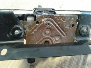 bontott FORD TRANSIT CONNECT Motorháztető Zárszerkezet