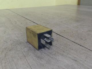 bontott FORD TRANSIT CONNECT Relé