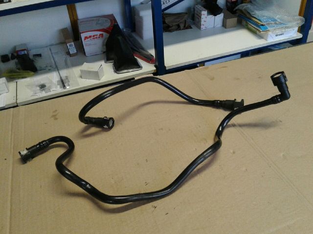 bontott FORD TRANSIT CONNECT Üzemanyagcső