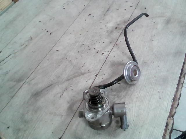 bontott FORD TRANSIT COURIER Nagynyomású Szivattyú