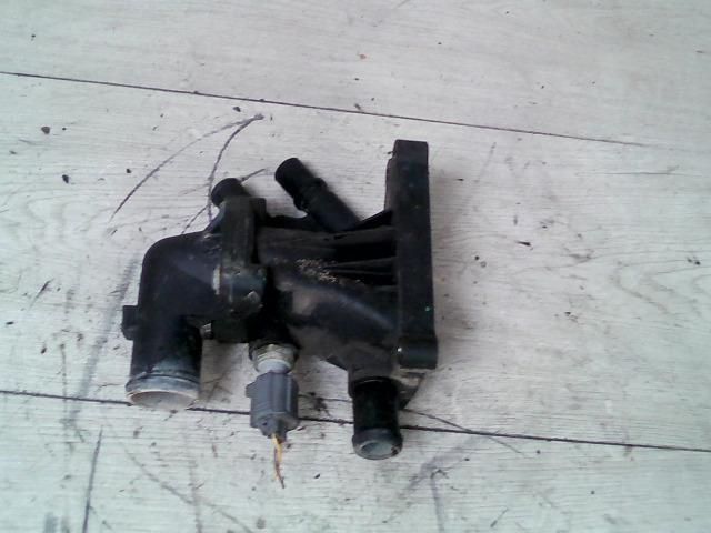 bontott FORD TRANSIT COURIER Termosztátház