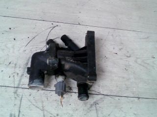 bontott FORD TRANSIT COURIER Termosztátház