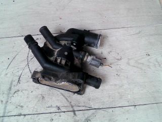 bontott FORD TRANSIT COURIER Termosztátház