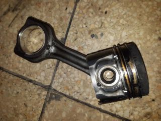 bontott FORD TRANSIT COURIER Dugattyú és Hajtókar