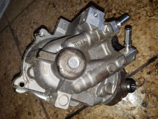 bontott FORD TRANSIT COURIER Nagynyomású Szivattyú