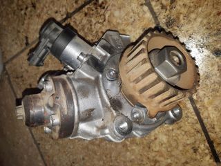 bontott FORD TRANSIT COURIER Nagynyomású Szivattyú