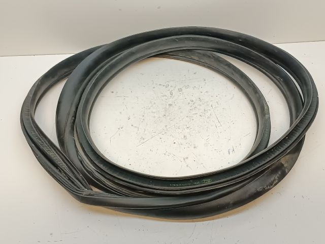 bontott FORD TRANSIT COURIER Bal első Gumikéder