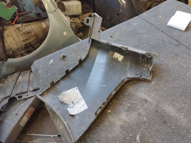 bontott FORD TRANSIT COURIER Bal hátsó Lökhárító Sarok (Műanyag)