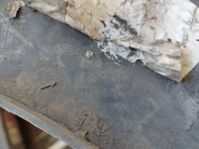 bontott FORD TRANSIT COURIER Bal hátsó Lökhárító Sarok (Műanyag)