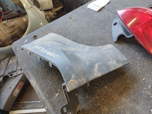 bontott FORD TRANSIT COURIER Bal hátsó Lökhárító Sarok (Műanyag)