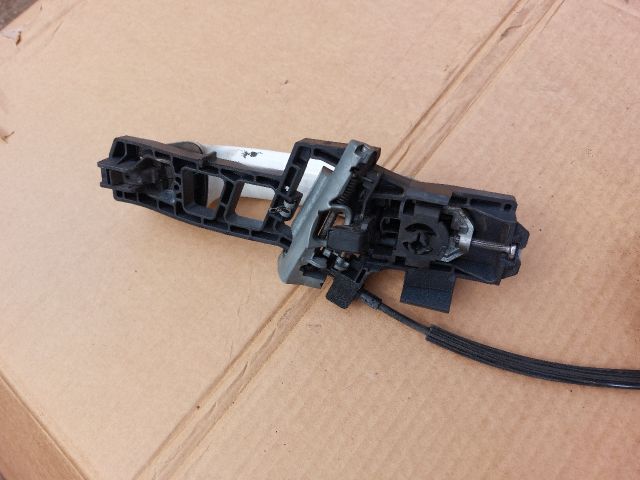 bontott FORD TRANSIT COURIER Csomagtérajtó Zárbetét